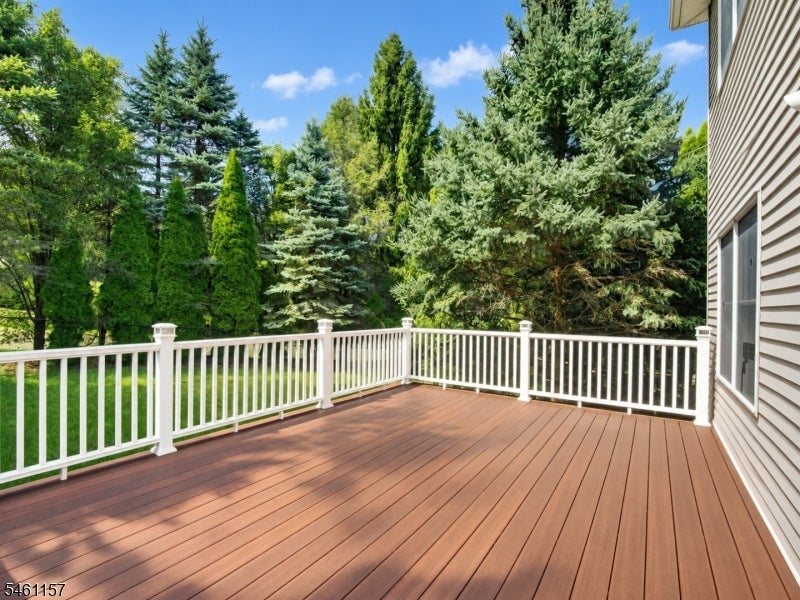 9 Bukiet Ct