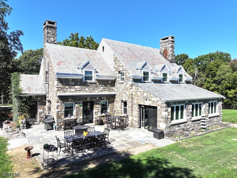 30 Ramsey Rd