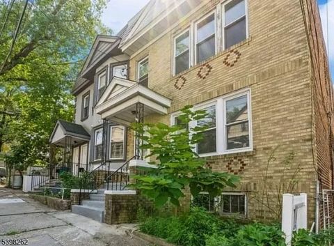 11 Montrose Ter 2 Irvington Twp. NJ 07111