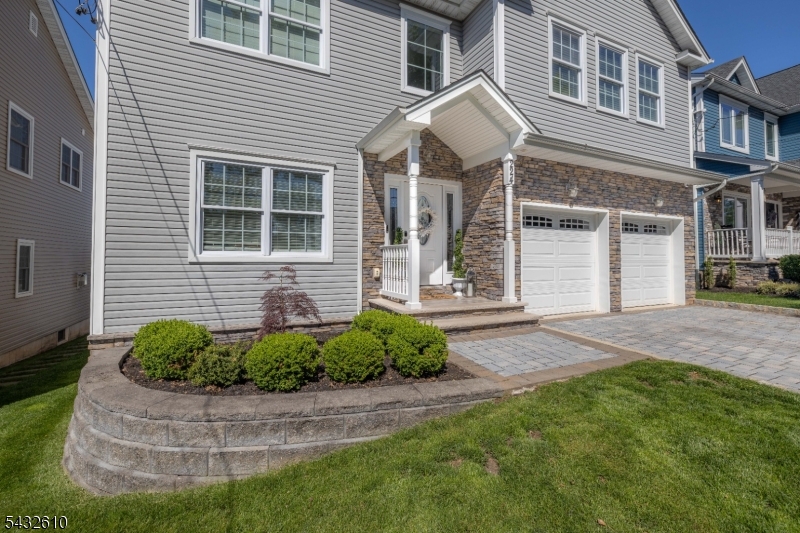 224 N 18Th St