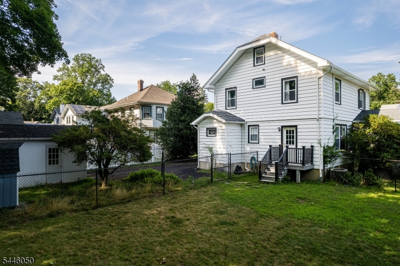141 Overlook Ave