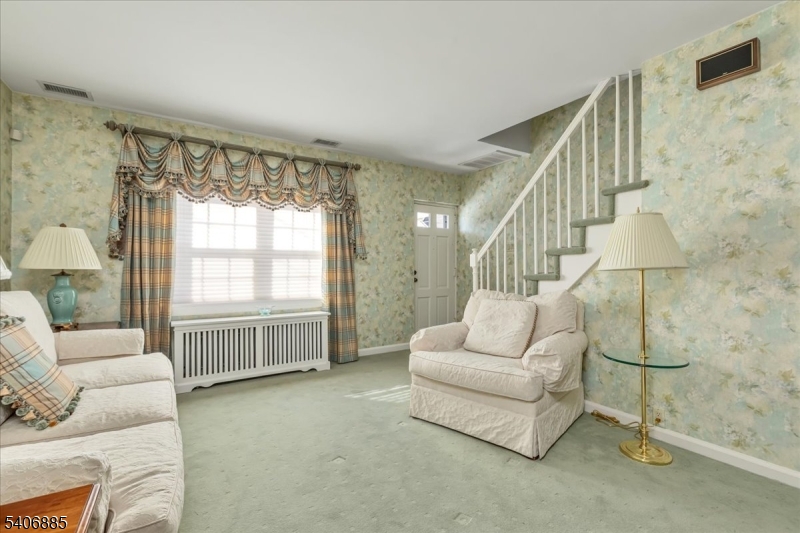 227 Mountainview Ave