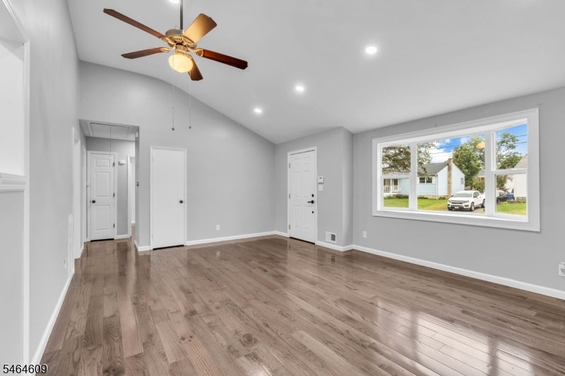 418 Harrison Ave