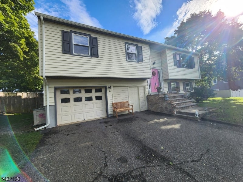 10 Parkview Dr