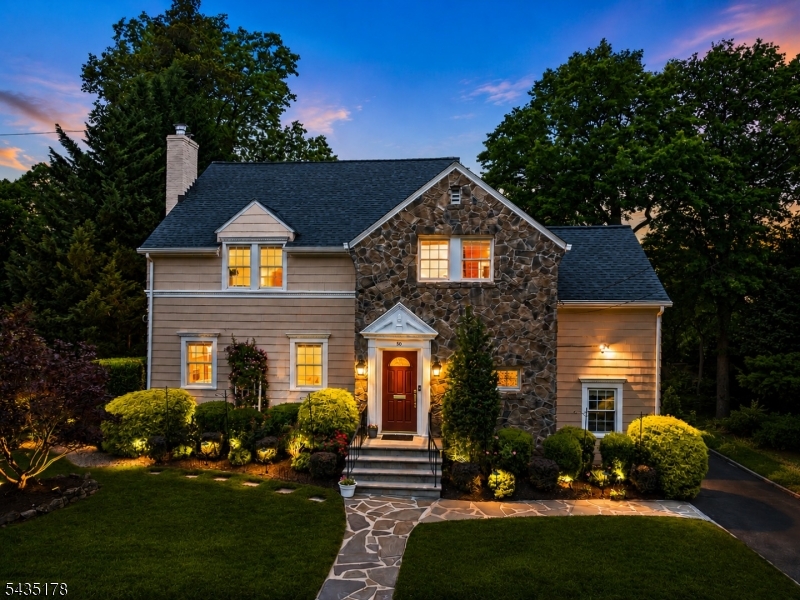 50 Colonial Way