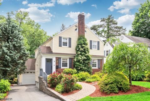 16 Highwood Ter Glen Rock Boro NJ 07452