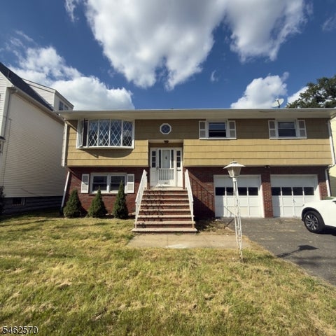 Photo for 211 E 9Th Ave