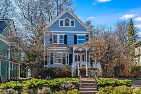 82 Essex Ave Glen Ridge Boro Twp. NJ 07028