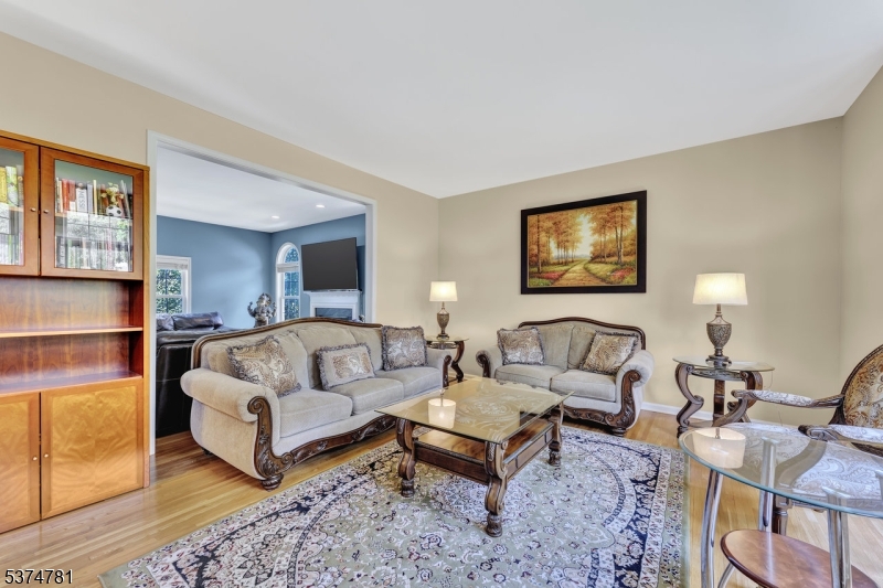 10 Skyview Dr