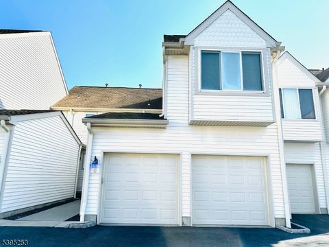 6 Hancock Ct Montville Twp. NJ 07045