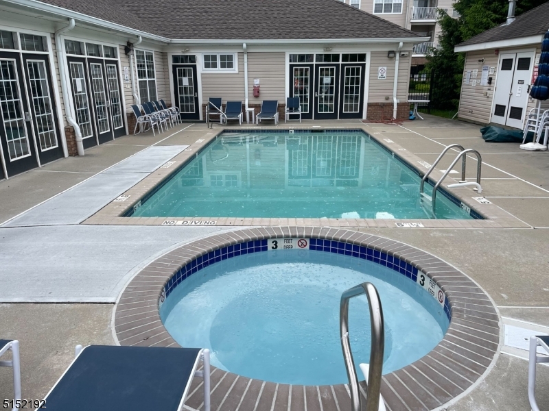 132 Cory Ln 132