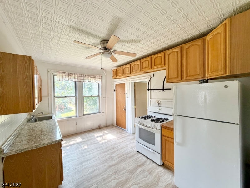 4A Swaine Pl