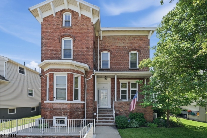 122 Avenue A
