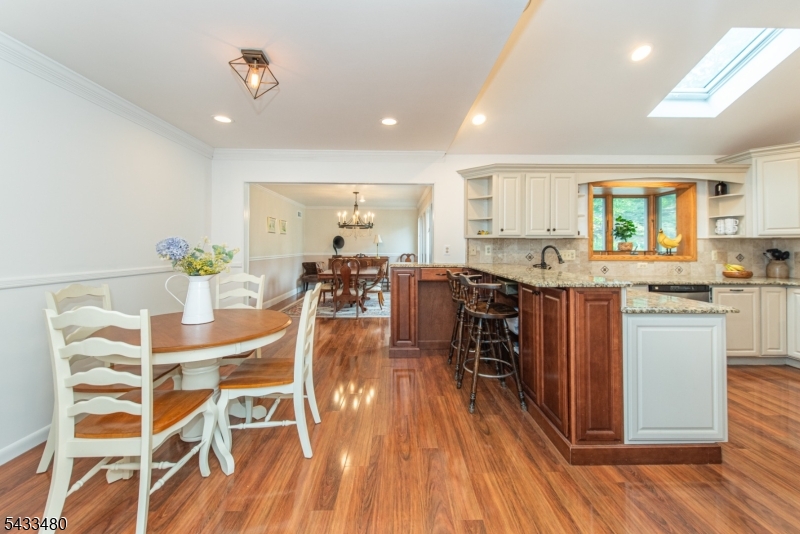 30 Woodland Rd