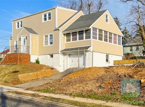 631 Elm St Roselle Boro NJ 07203