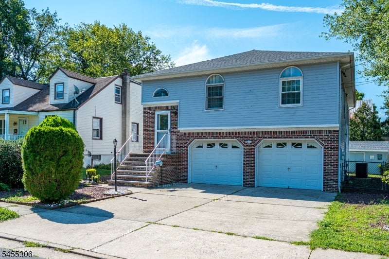 36 Aylin St