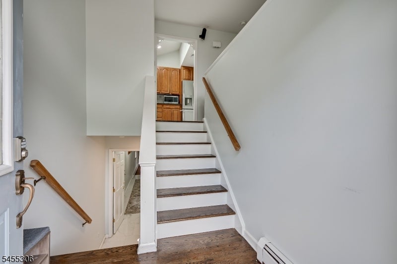 36 Aylin St