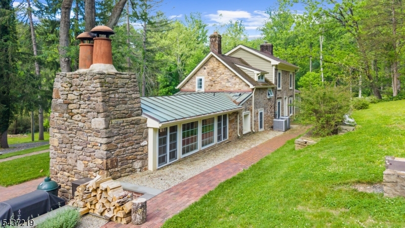 37 Brookville Hollow Rd