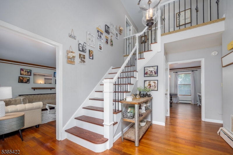 25 Grandview Ter