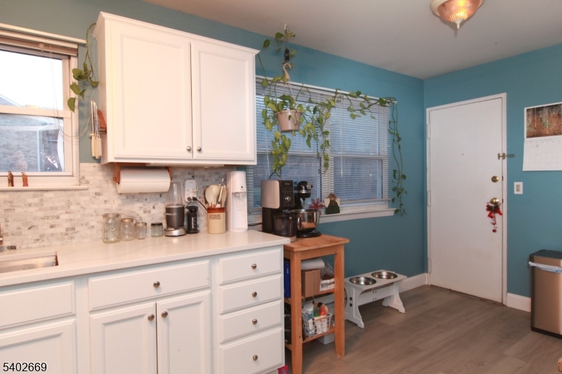 322 Richard Mine Rd N4 4