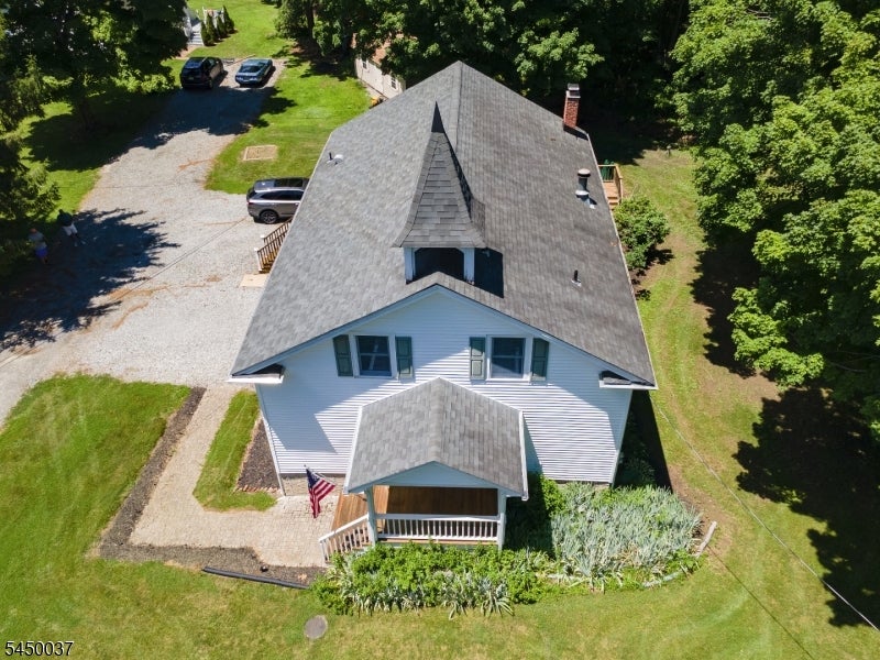 7 Wolfs Corner Rd