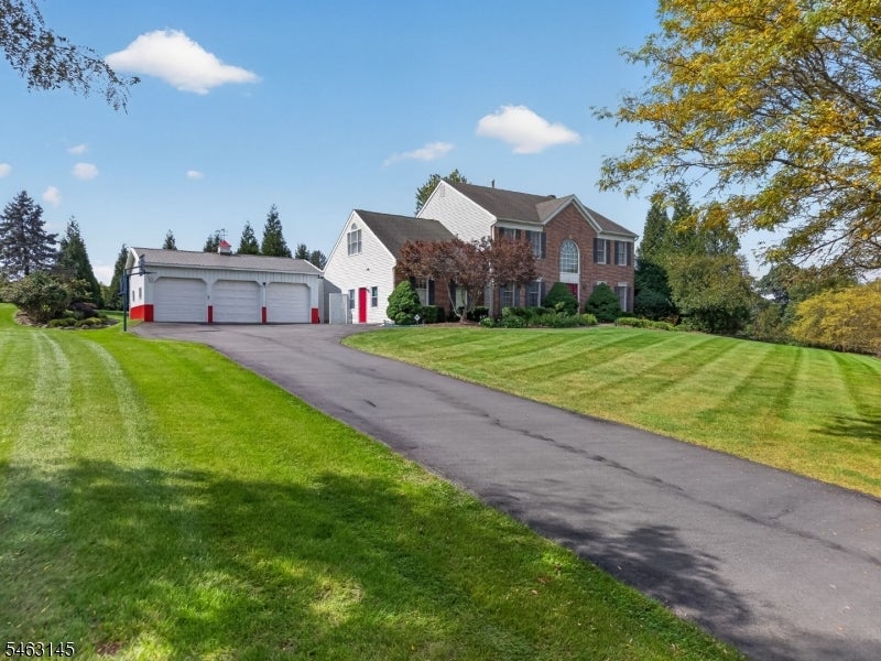 7 Stark Ct