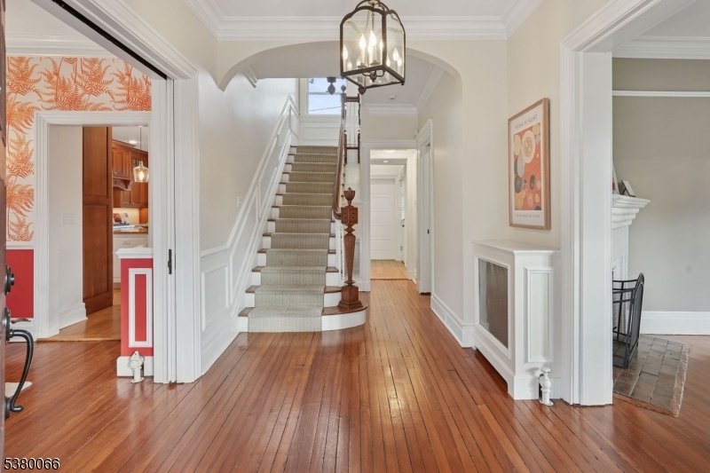 45 Douglas Rd
