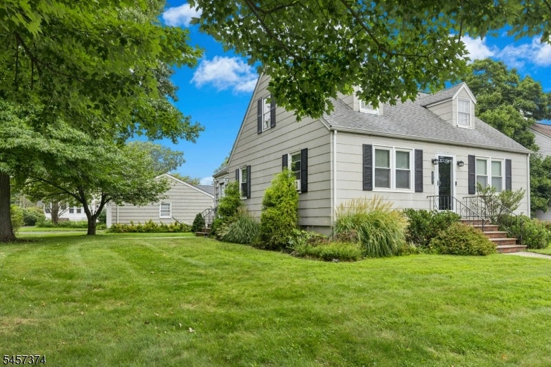 372 S Union Ave