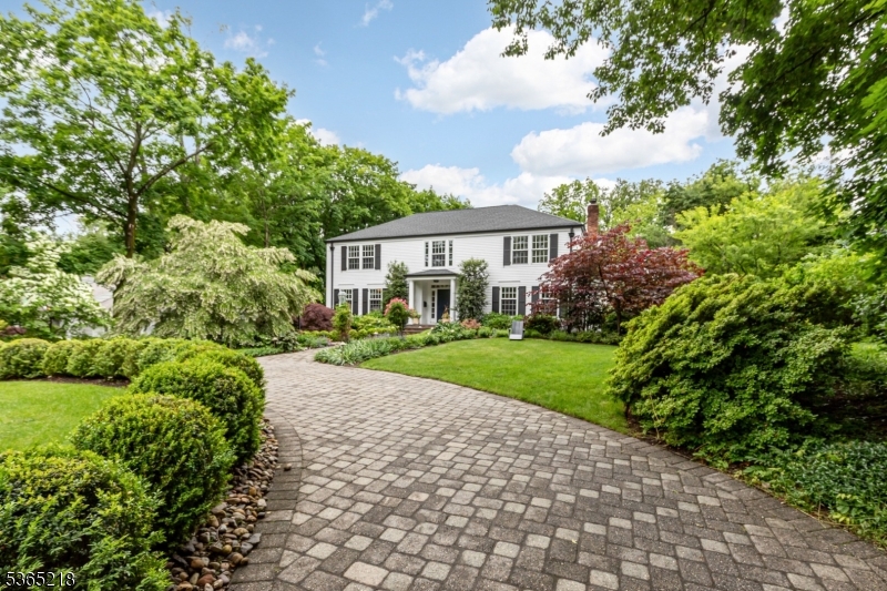 95 Green Ave