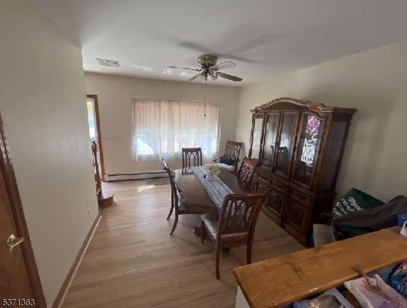 209 Forest Ave