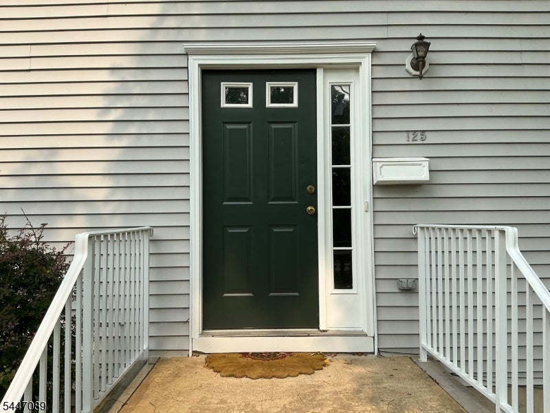 125 Summit Ave