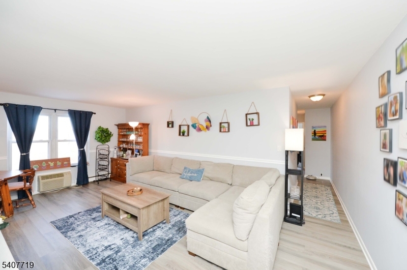 100 Pierson Miller Dr 4