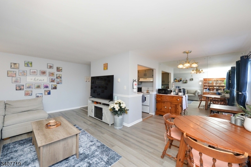 100 Pierson Miller Dr 4