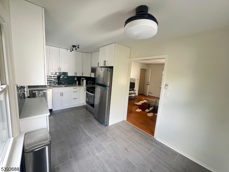 76 Mount Kemble Ave 2