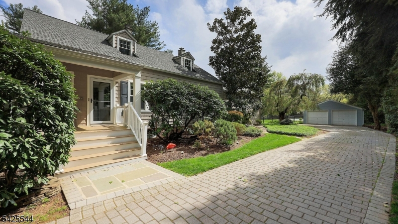 1018 Leland Ave