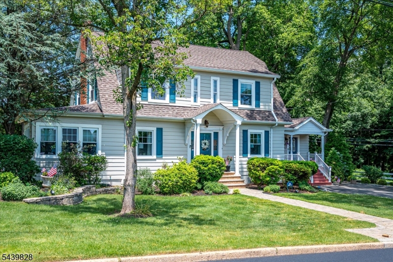 102 Michael St