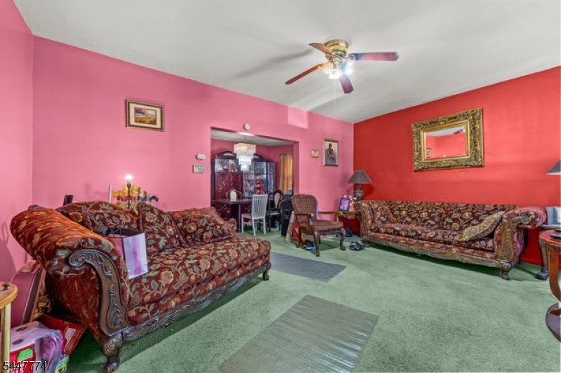 42 Scheerer Ave