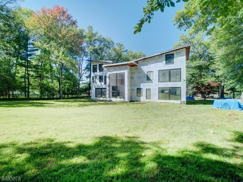 18 Rambling Brook Rd