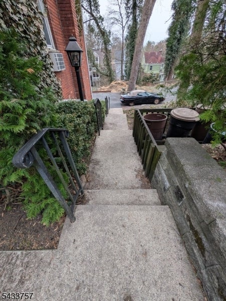 46 Mount Kemble Ave A