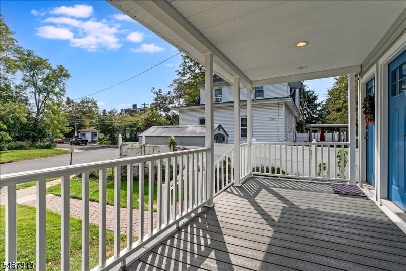 113 Brook Ave