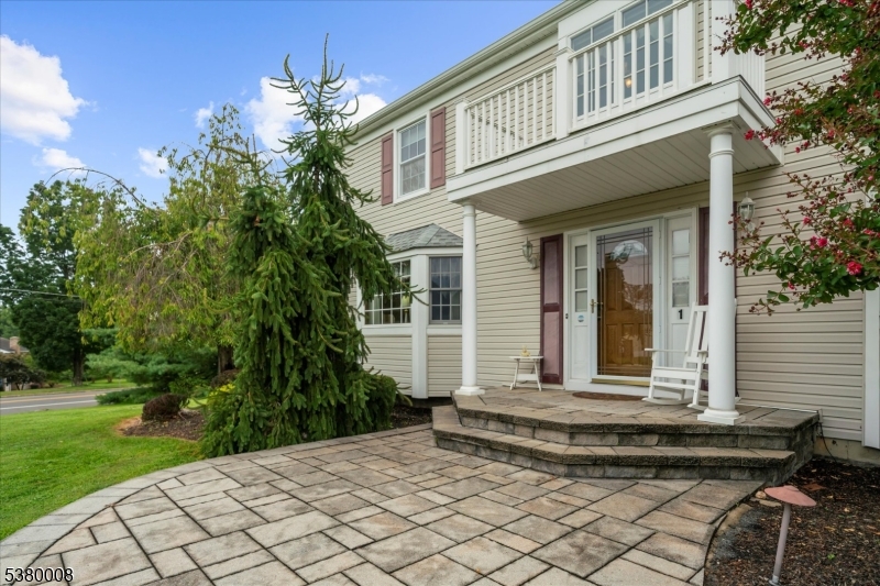 1 Meadow Run Way