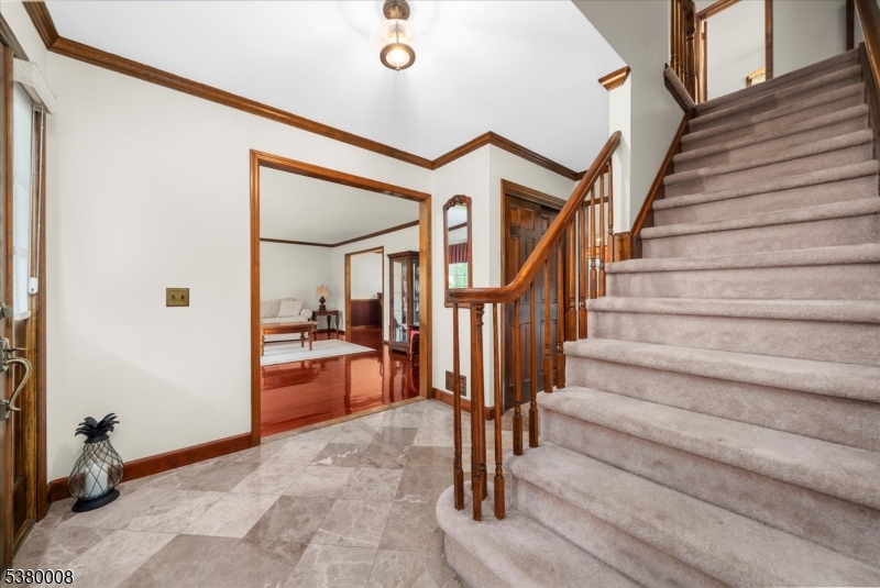 1 Meadow Run Way