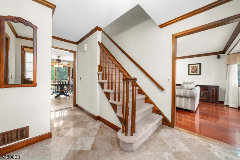 1 Meadow Run Way