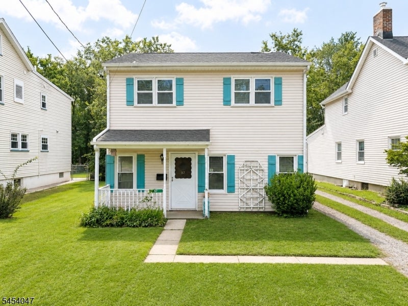 67 Greenbrook Rd