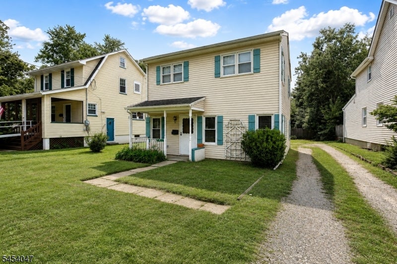 67 Greenbrook Rd