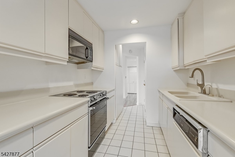 616 S Orange Ave, 4E 4E