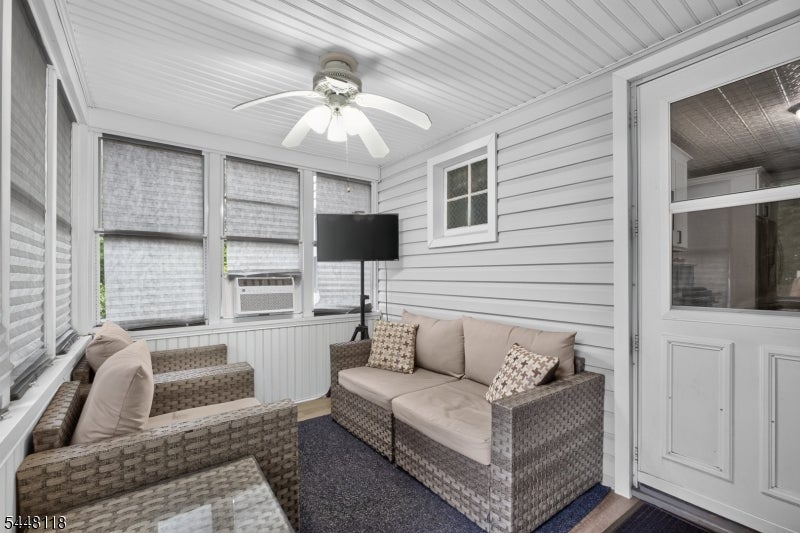 10 Prospect Ave