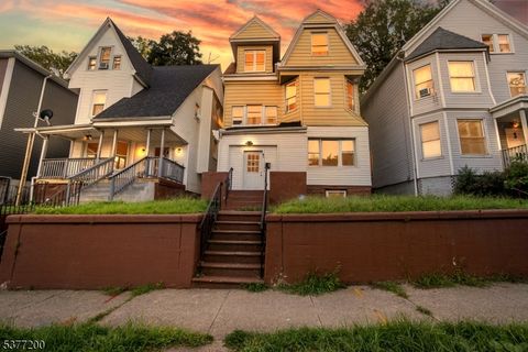 Photo of 65 N Grove St, East Orange, NJ 07017 (MLS # 3994984)