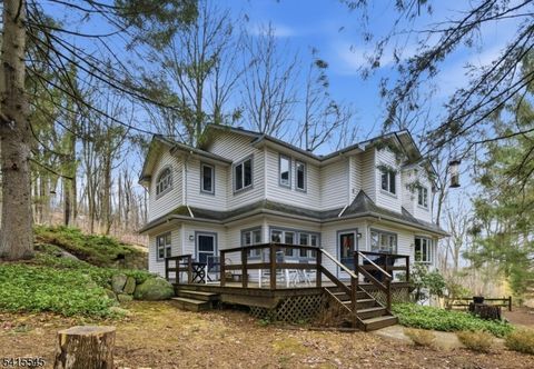 4 Emmet Roche Dr Montville Twp. NJ 07005