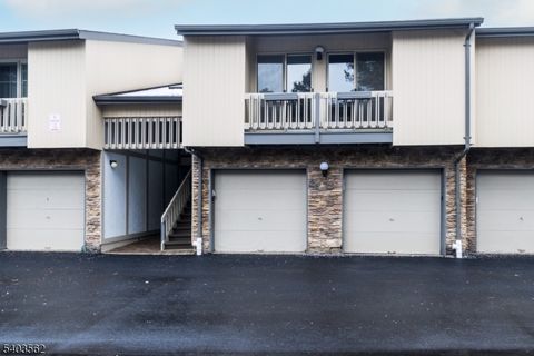 43 Colton Cir West Orange Twp. NJ 07052